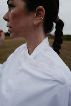 Load image into Gallery viewer, ELVTE Salon Cape in Cloud