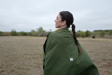 Load image into Gallery viewer, ELVTE SalonCape in Sage